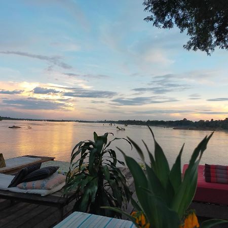 Pomelo Restaurant And Guesthouse- Serene Bliss, Life In The Tranquil Southend Of Laos Ban Khon Bagian luar foto